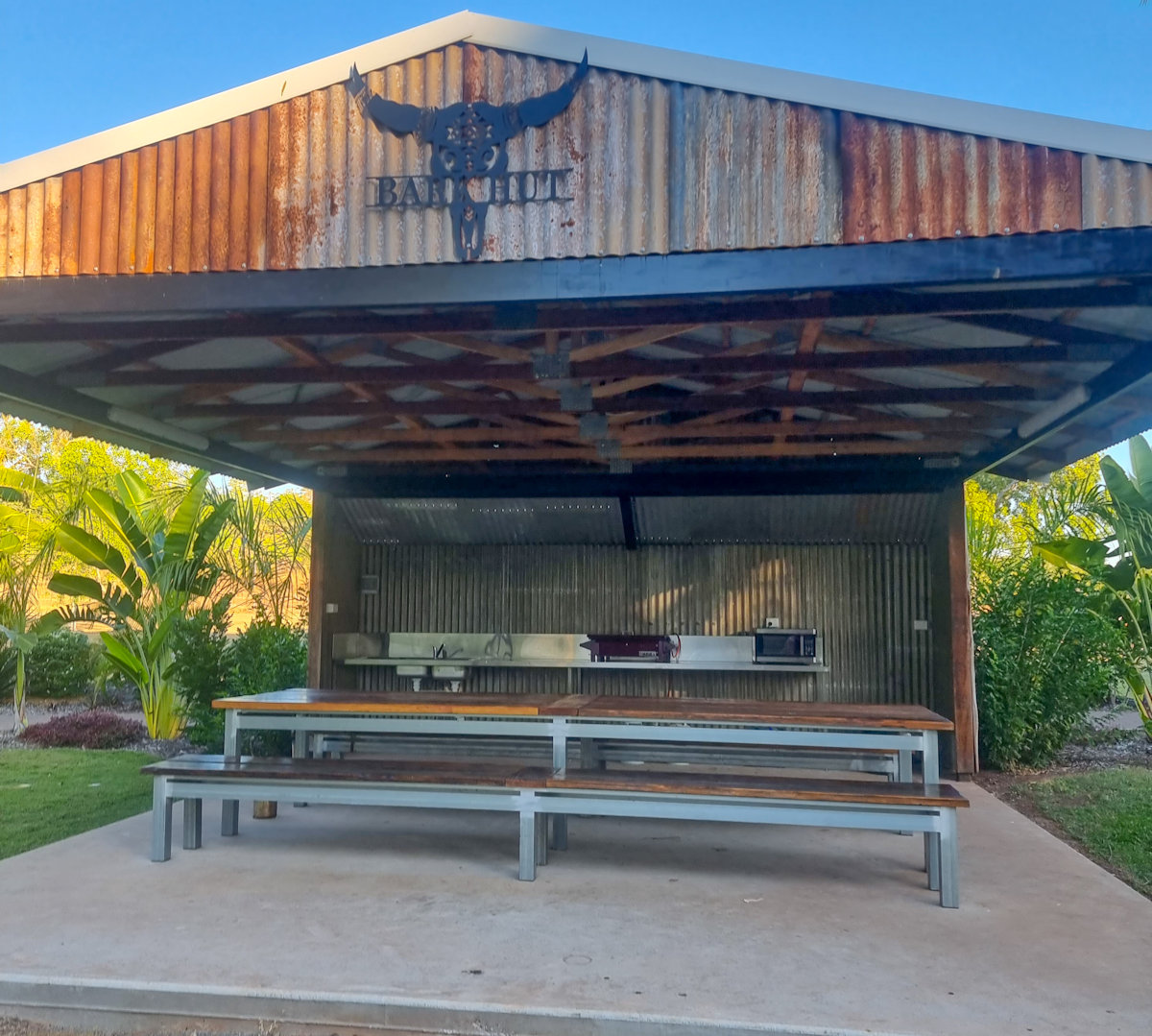 Bark Hut Inn, Northern Territory - Camps Australia Wide