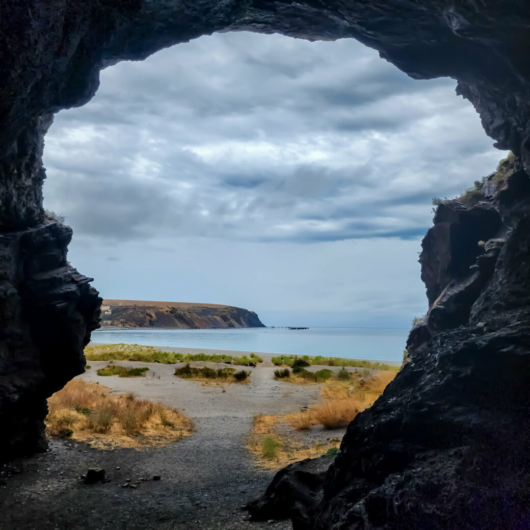 Dramatic limestone caves and rock formations along Rapid Bay beach, SA