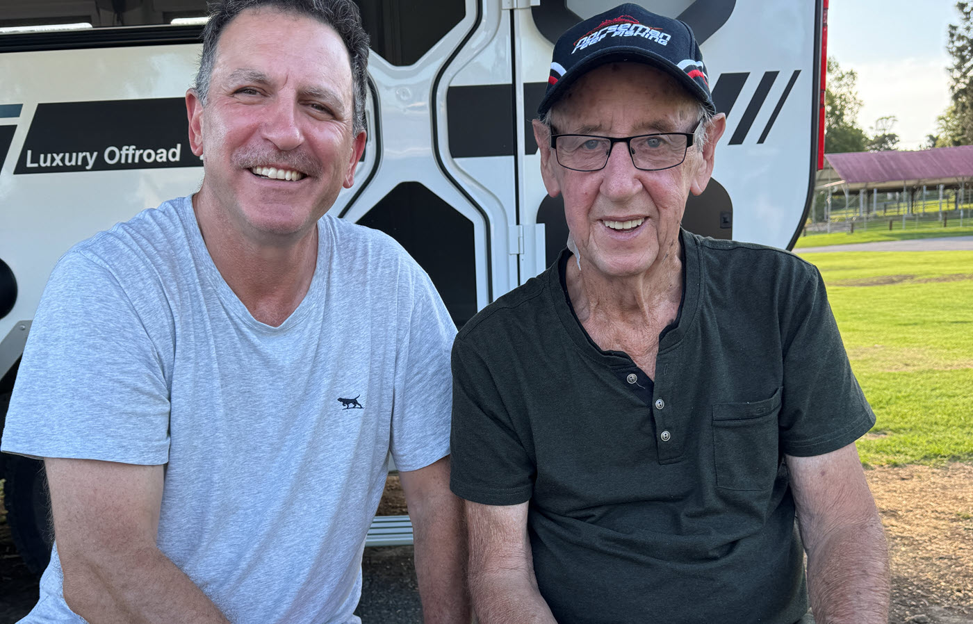 Big-Announcement-Berry-Showground-Heatley-helping-Peter-with-App-CAMP-NSW-South-COas Mini Feature