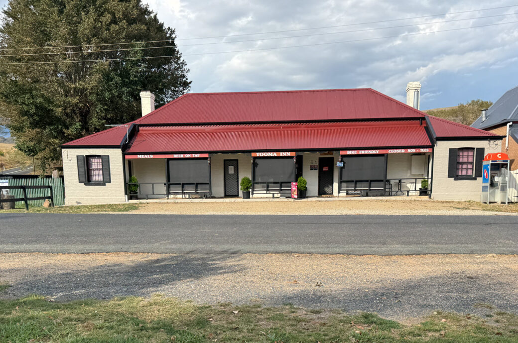 Tooma Inn NSW, a rustic country pub stop along the Upper Murray River
