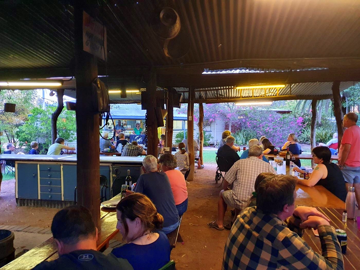 Entertainment and meals at the Blackall Caravan Park